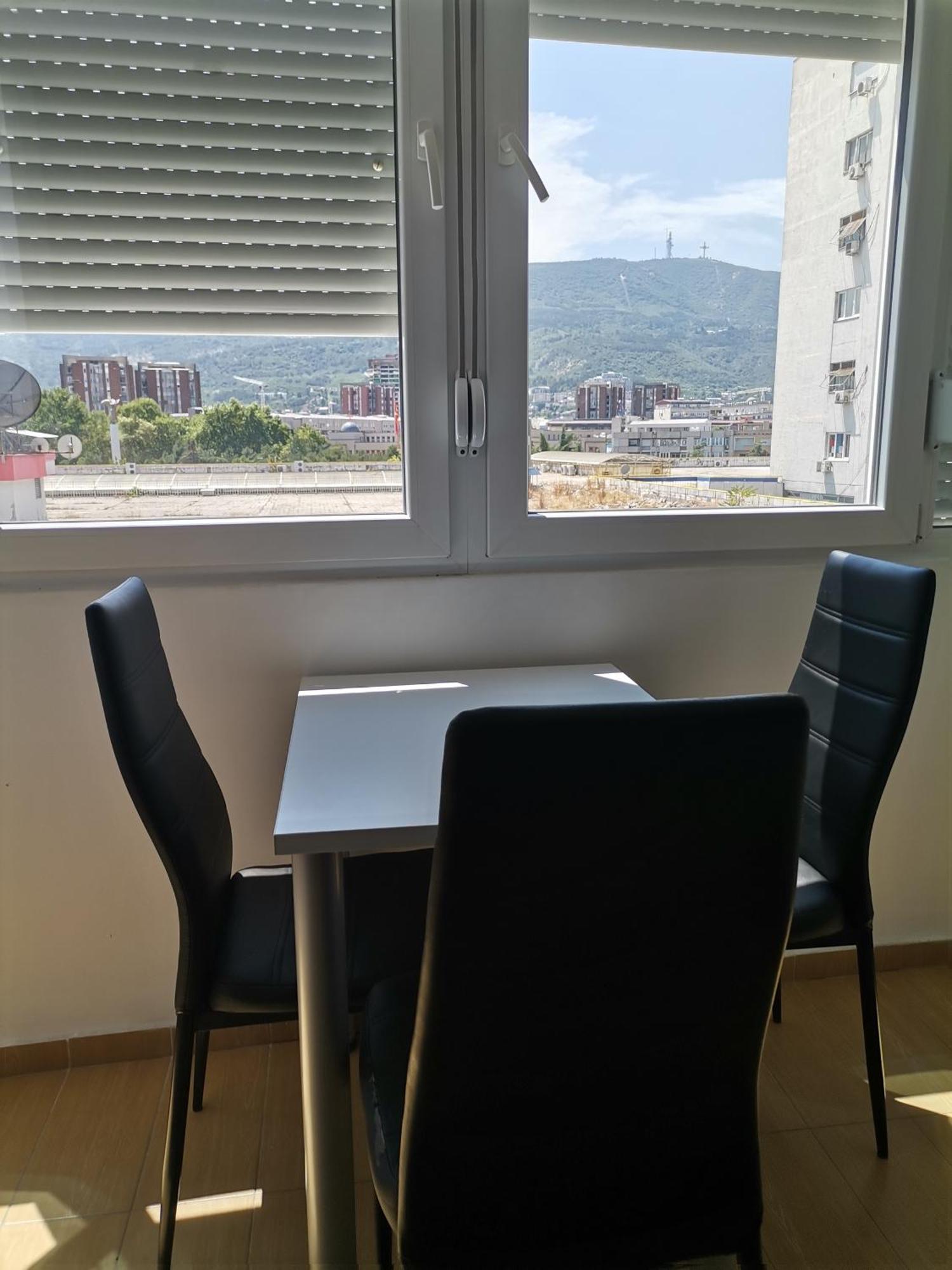 Calla 5 - Main Square, In The Shopping Center - Parking Slot With Security And Video